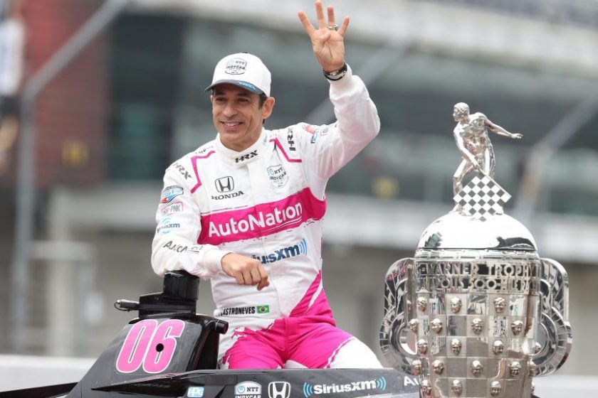 Hélio Castroneves nem vonul vissza, marad az IndyCarban