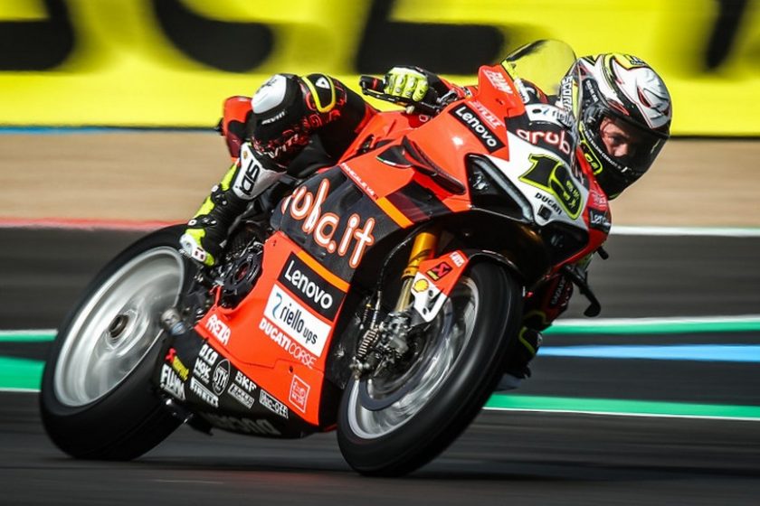 Mesterségesen vethetnek véget Bautista és a Ducati Superbike-uralmának