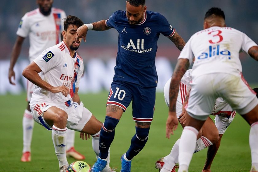Négy élő meccs vasárnap a MATCH4-en, köztük a PSG-Lyon csúcsrangadó