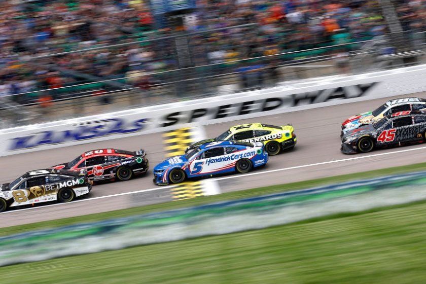 Ismét egy gyors ovál jön, két NASCAR-futammal