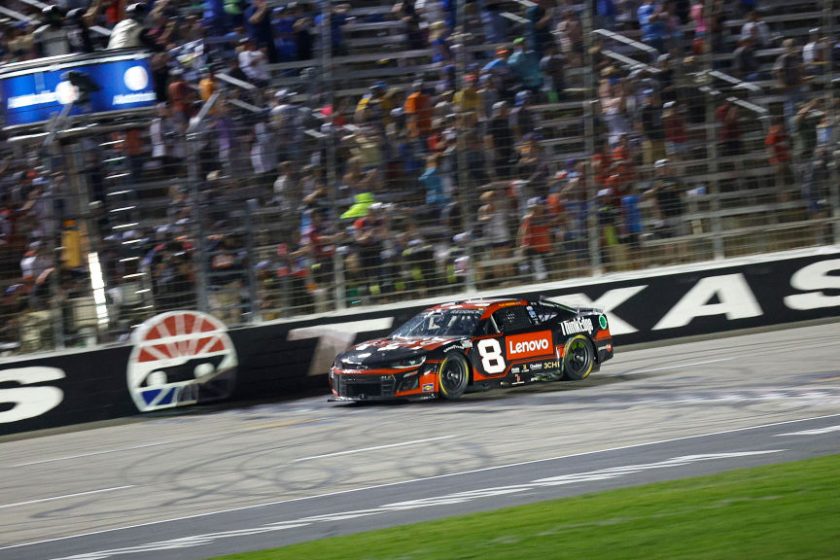 Gumidrámák után Tyler Reddick nyert Texasban