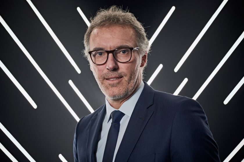 Edzőváltás Lyonban, világbajnok legenda a kispadon