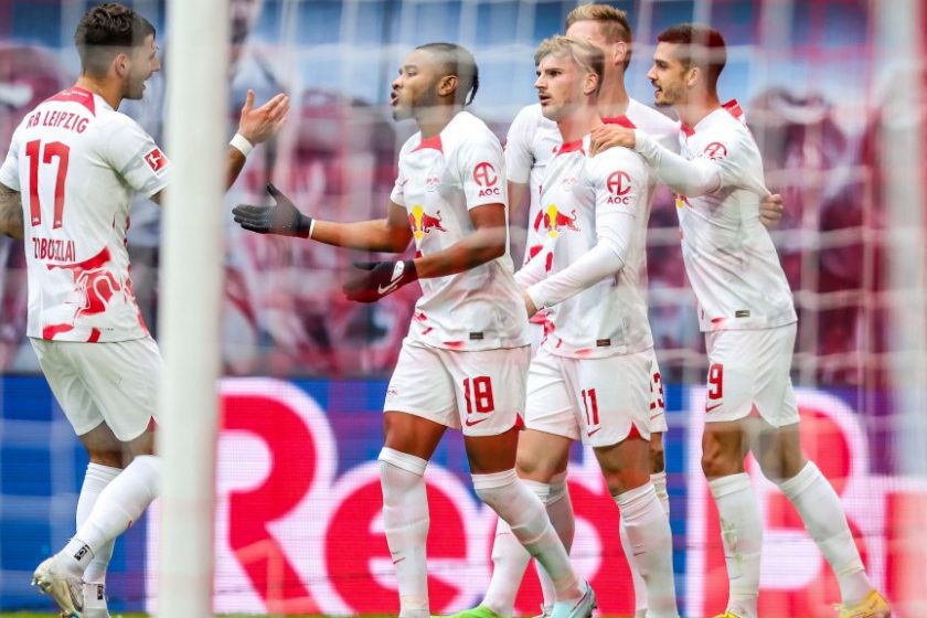 Gólzáporos meccsekkel és hazai sikerekkel folytatódott a Bundesliga