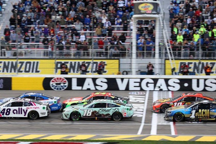 Las Vegasban a célegyenesre fordul a rájátszás