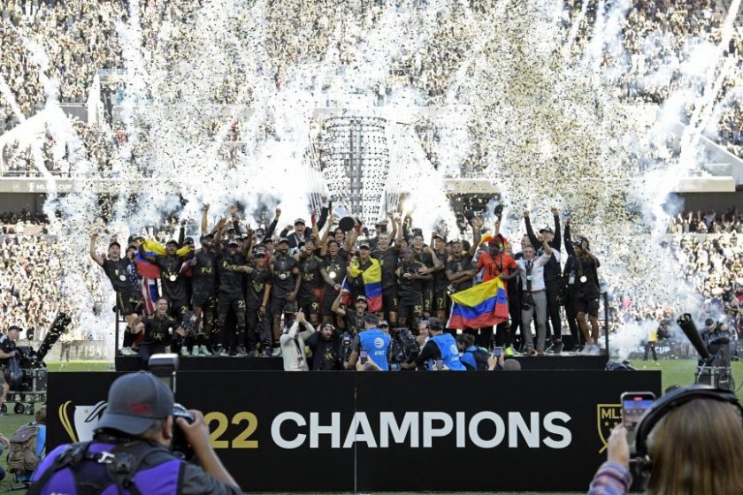Végletekig kiélezett, száznegyvenperces döntőben, tizenegyesekkel verte az LAFC a Philadelphiát