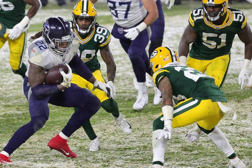 Packers-Titans összecsapással indul a forduló