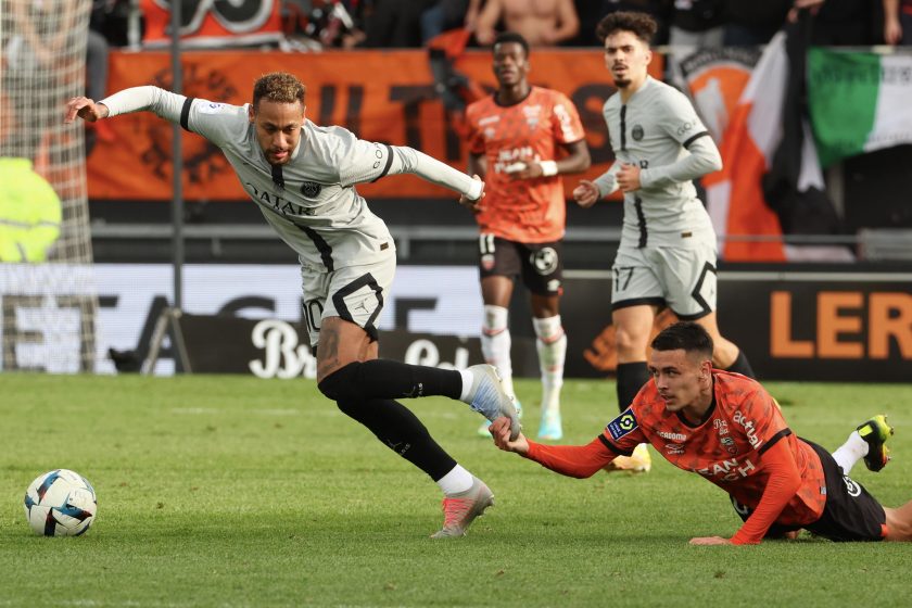 Neymar a közelgő vb előtt sem fogja vissza magát