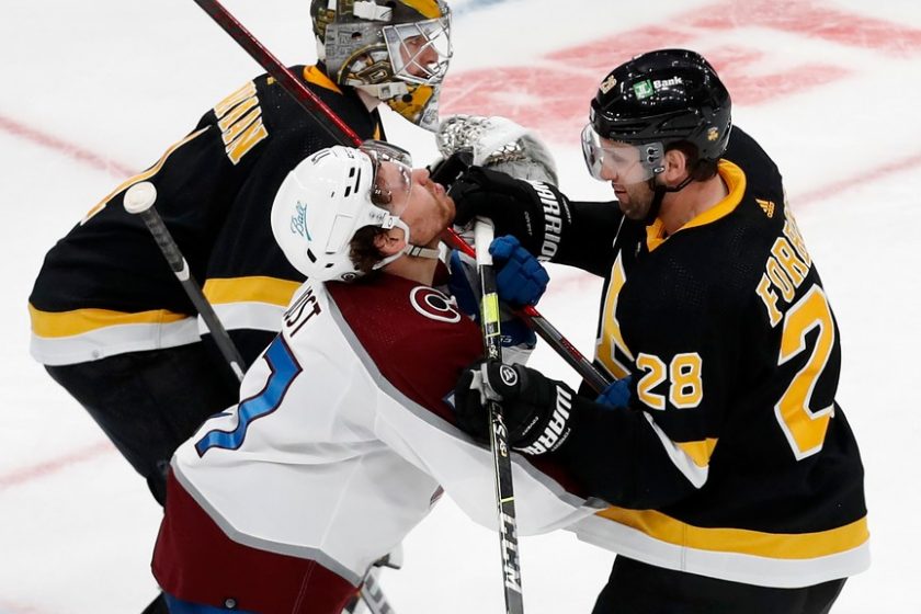 Szuperrangadó az NHL-ből hajnalban
