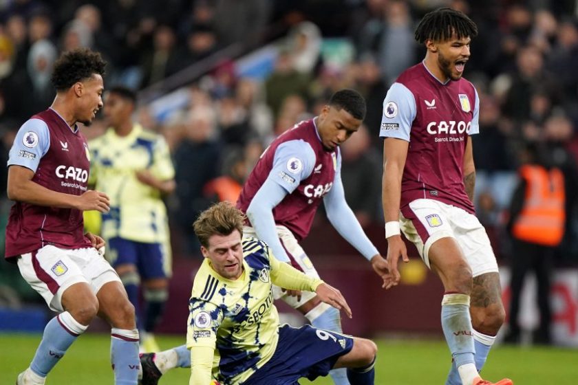 Jó iramú, izgalmas meccsen gyűrte le az Aston Villa a Leedset