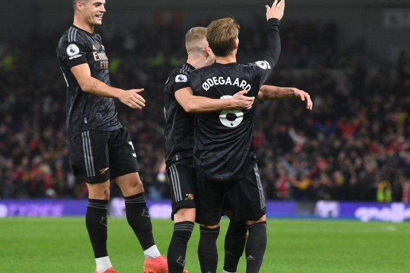 Már hét pont az Arsenal előnye