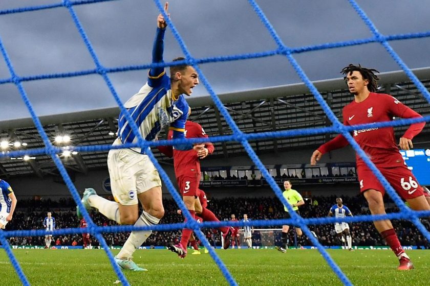 Menekül a Forest, egyre mélyebben a Liverpool
