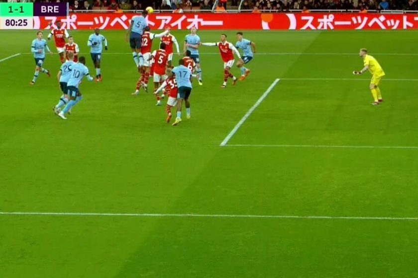 Már a lest is képes elszúrni a videóbíró a Premier League-ben: nem tűnt fel