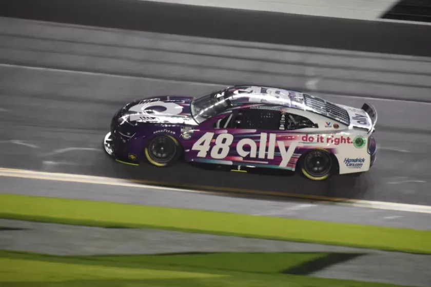 20:45-tól jön a NASCAR nyitófutama Daytonából