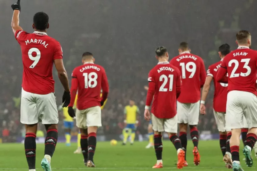 5–0-ás összesítéssel jutott a Ligakupa döntőjébe a Manchester United