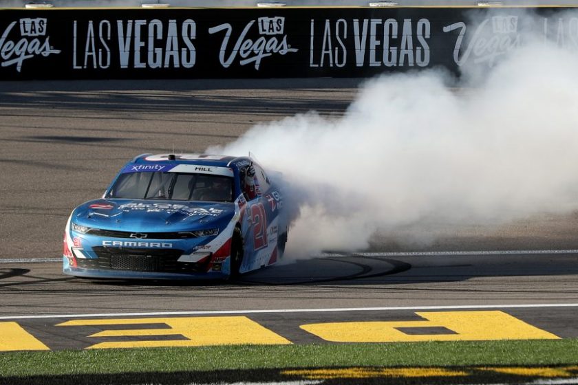 Az utolsó körben dőlt el az Xfinity-futam, ma este újra Cup Series a NASCAR-ból