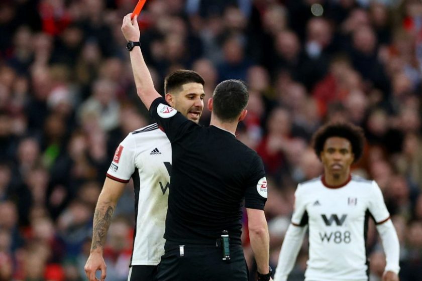 8 meccsre tiltották el a Fulham gólkirályát