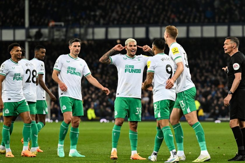 Bombaformában a Newcastle
