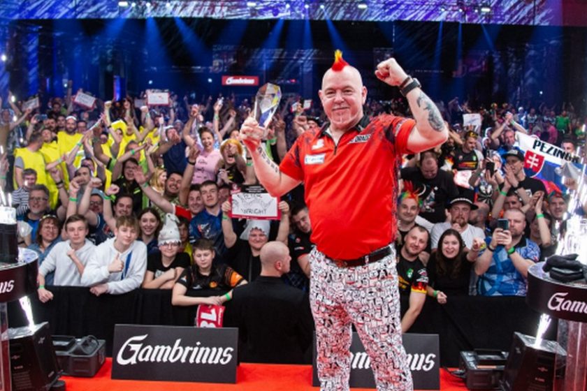 Wright megszakította sorozatát