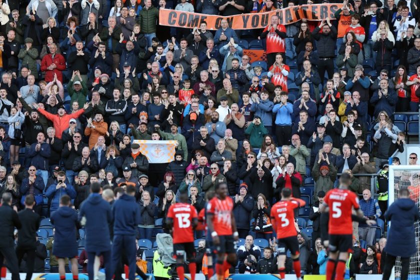 Dobogón végez a Luton