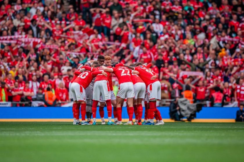 Forest–Soton élet-halál rangadó (hétfő, MATCH4 és NET4+, 21:00, élő)