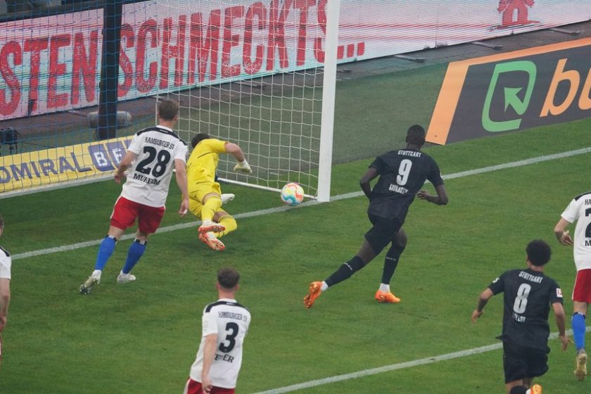 Első osztályú maradt a Stuttgart