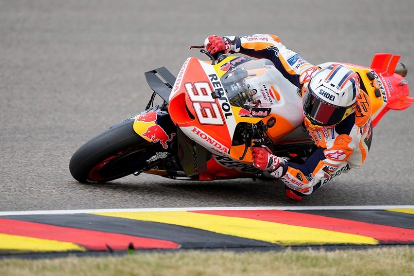 Marquez elkaszálta Zarcót a második edzésen