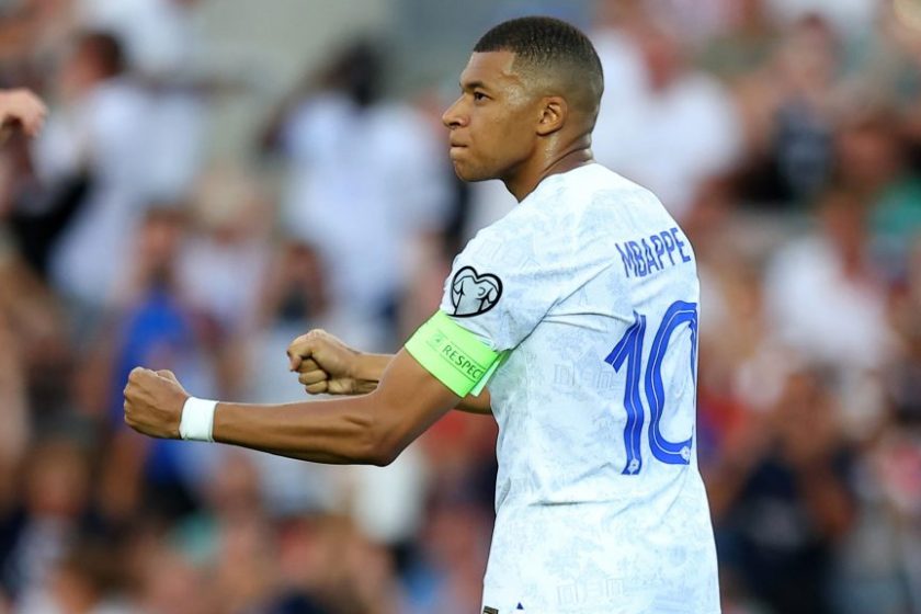 Most már biztos, Kylian Mbappé jövő nyárig távozik Párizsból