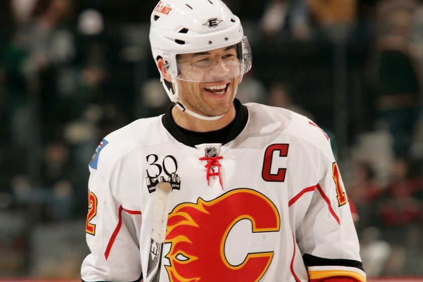 A legenda visszatér a Calgary Flameshez