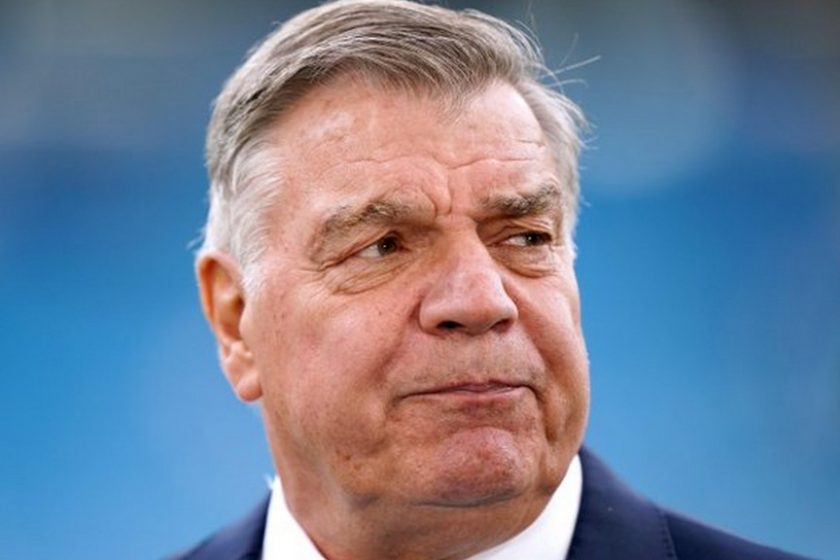 Sam Allardyce távozik a Leedstől