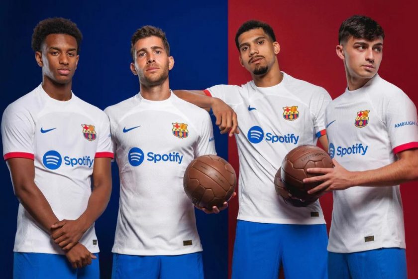 A Barca Cruyff-fal magyarázza, hogy fehér lett az új váltómeze