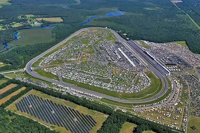 A Trükkös Háromszög vár a NASCAR-ra